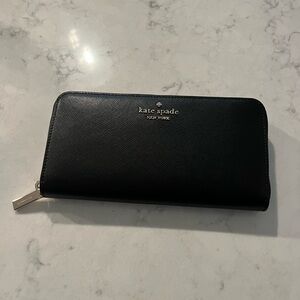Kate Spade Black Wallet NEW!